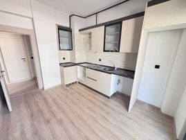 Kentpark Bölgesinde Düz Giriş 2+1 Kiralık Daire