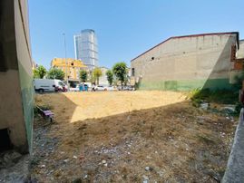 Cadde Üzerinde Bulunan 400m2 Arsamız Kiraliktır