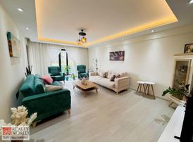 Şemikler'de Satılık 3+1 Daire Full Beyan 6 Yaşında