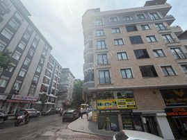 İstanbul House'dan Bahçelievler'de 5 Yıllık Binada 2+1 Ara Kat