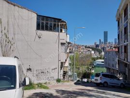 Kağıthane Yahya Kemal'de Satılık Arsa Ve Bina