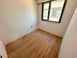 🏡 Referans'tan Akçay'da Asansörlü Ara Kat Ön Cephe 2+1 Daire