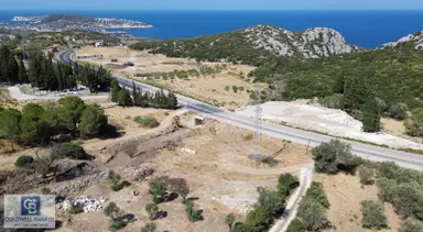 Karaburun Anbarseki'de Ana Yola Cepheli 1926 M² Tarla