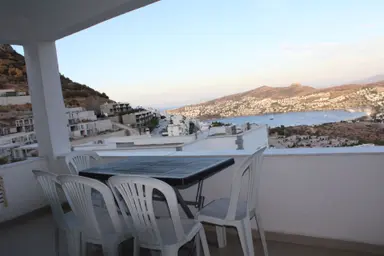 Gündoğanda Kiralık Full Eşyalı Manzaralı Site İçinde 2+1 Daire