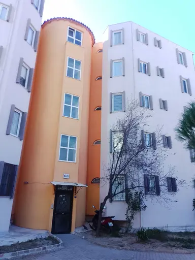 Bergama Bayatlı Sitesinde Jeotermalli 2+1 Daire