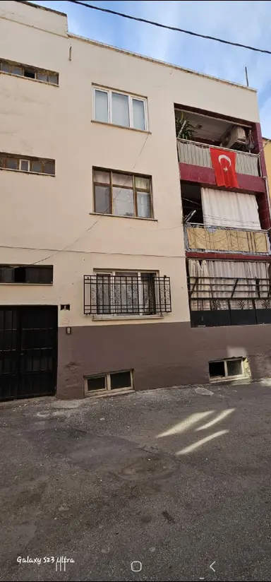 Daıre Fıyatına Müstakil Bahçeli 3 Buçuk Katlı Bina