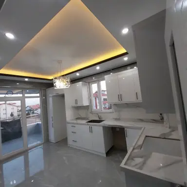 Karaaslanda Satlık Sıfır 2 Katlı Lüks Mustakil Bina