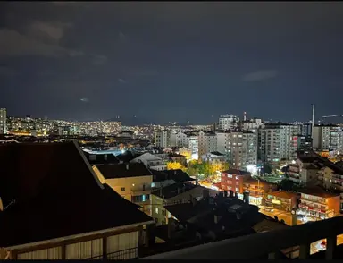 Selim Cadde Üzeri Merkeze Yakın Manzaralı Ferah Bir Yaşam Alanı