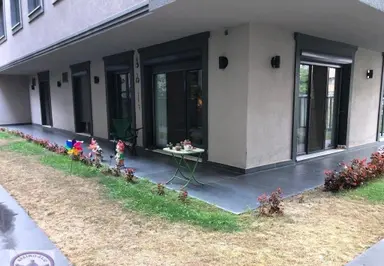 Bahçe Kullanımlı Güvenlikli Siteiçinde İskanlı İki Banyolu Deluxe 2+1 Bahçe Kullanımlı Güvenlikli Siteiçinde İskanlı İki Banyolu Deluxe 2+1
