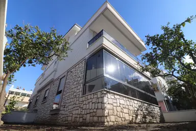 Irmaksudan Yenimahalle De Denize 200 Metre Bahçeli 3+1 Villa