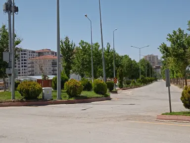 Yakıncada En Güzel Yerinde Satılık 500+500 Mt Villa İmarlı Arsa Yakıncada En Güzel Yerinde Satılık 500+500 Mt Villa İmarlı Arsa