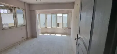 Tombul Emlaktan Zafer Mahallesinde 3+1 Kiralık Daire Tombul Emlaktan Zafer Mahallesinde 3+1 Kiralık Daire