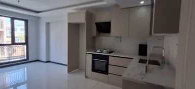 Bal Gayrimenkul-kemalpaşada Cadde Üzeri Muteşem Konum 2+1 Daire