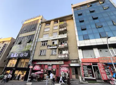 Detay Dan Erzurum Cumhuriyet Cad Satılık 3+1 Daire Ve Ofis