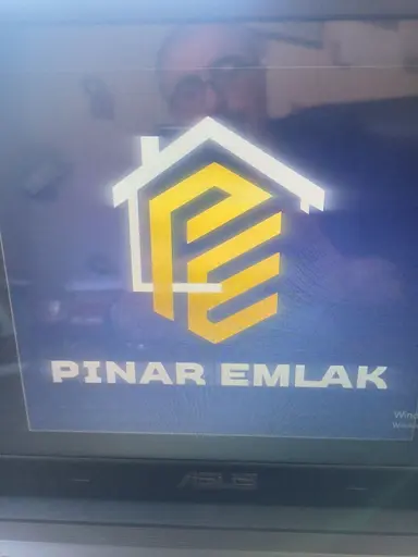 İstiklal Mah. Kurtuluş Cad.de Satılık Arsa