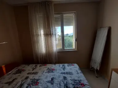 Anamur Güzelyurt Mahallesi Kaplumbağa Sitesinde 1. Kat Eşyalı 2+1 Satılık Yazlık