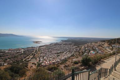 Aydın Didim Akbük Mahallesi Havuzlu Site İçinde Satılık 1+1 Daire Giriş Güvenlik Mevcut