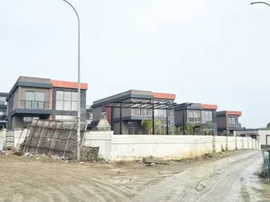 Kabasakal'da 530 M2 Arsalı Site İçi Bağımsız Bireysel Yüzme Havuzlu K. Mutfaklı Akıllı Ev Sistemli