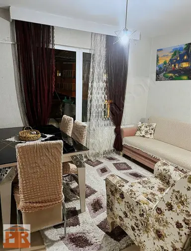 Balık Pazarında 5+1 Full Eşyalı Satılık Daire