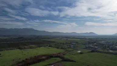 İzmir Dikili De Emsalsiz Polyak Sitesi Yanında Satılık Arsa