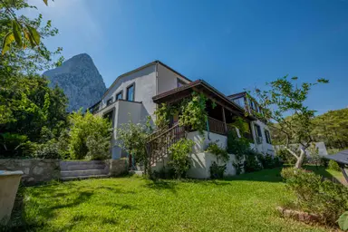 Konyaaltı - Gederler'de Hayalinizdeki Satılık Lüks Villa!