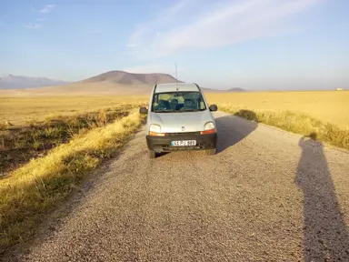 Afyonkarahisar Sultandağı Yenikarabag Köyü 3000 M2yolluarsa