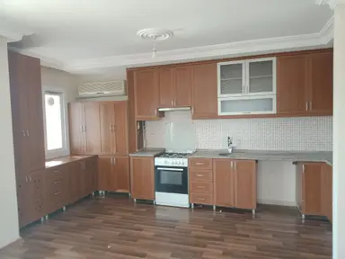 Yurt Mah 4+1 Site İçi Hasarsiz C.banyolu Doğalgazlı Yurt Mah 4+1 Site İçi Hasarsiz C.banyolu Doğalgazlı