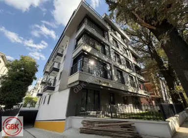 Bahçelievler Metroya 200 Metre | Kapalı Otoparklı 2+1 Daire