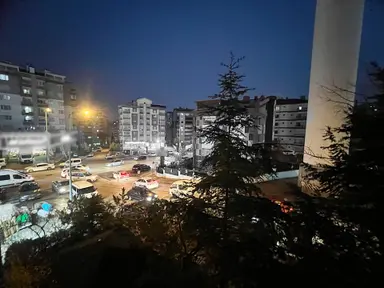 Burç Mah Seval Cadde Üzeri Güneybatı Cadde Ve Park Manzaralı 3+1