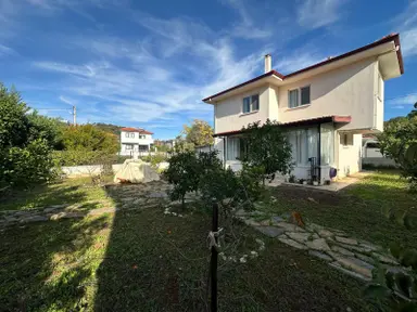 Ortaca Mergenli De 417 M2 Arsa İçerisinde 130 M2 Villa Satılık