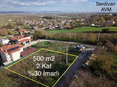 Serdivan Kuruçeşme Mah. 500 M2 %30 İki Kat Villa İmarlı Satılık Arsa