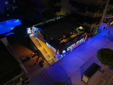Popüler Lokasyonda Sahibinden N*rgile Bıstro Cafe