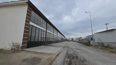 Çevre Yolunda,prestijli Konumu,tabela Etkisi Güçlü Sanayi Dükkanları Çevre Yolunda,prestijli Konumu,tabela Etkisi Güçlü Sanayi Dükkanları