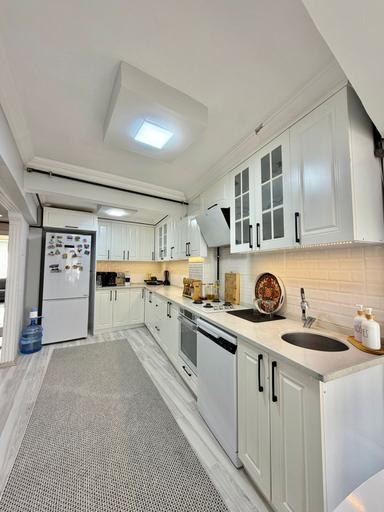 🏡sakarya Mahallesi 🏡 ✅2+1 M2 110 5 Katlının 5 Katı ❇️full Tadilatlı Özelikli