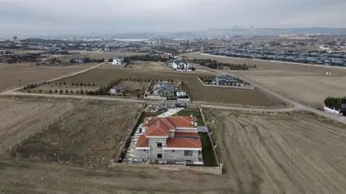 Gölbaşı - Bahçelievler Mah. Göl Manzaralı Satılık Villa