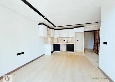 40 Lık Yola Yakın İskanlı Sorunsuz Binada Satılık 40 Lık Yola Yakın İskanlı Sorunsuz Binada Satılık