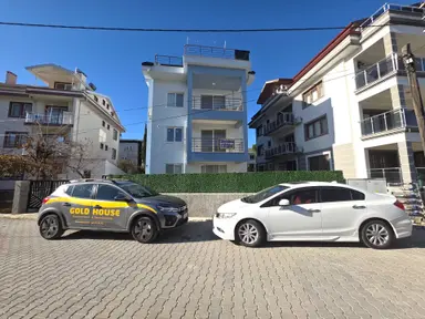Goldhouse Dan Satılık Seydikemer Merkezde Fırsat Ara Kat 2+1 Daire