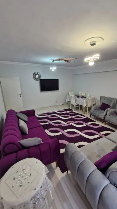 Arkadaş Emlaktan Lozan Evleri Civarında 2.kat 3+1 Satılık Daire 2.900.000 Tl