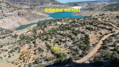 Konya / Bozkır / Dereiçi Mahallesinde 271 M² Müstakil Tapulu Bağ