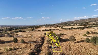 Uşak / Eşme / Dereköy Mahallesinde 1.048 M² Müstakil Tapulu Tarla Uşak / Eşme / Dereköy Mahallesinde 1.048 M² Müstakil Tapulu Tarla