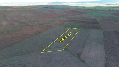 Akören Orhaniye De 3.657 M2 Müstakil Tapulu Tarla