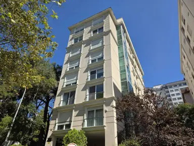 Caddebostan Da Bağdat Caddesine 1. Paralelde Ebeveyn Banyolu 125m2 Net Caddebostan Da Bağdat Caddesine 1. Paralelde Ebeveyn Banyolu 125m2 Net