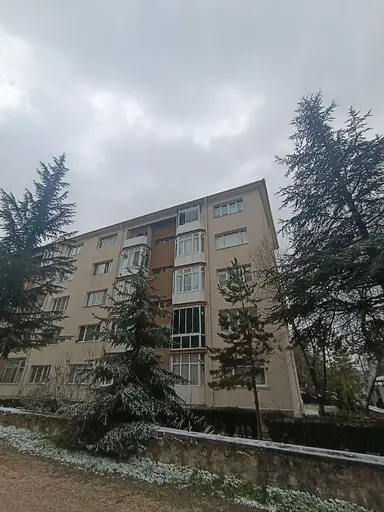 Yeniket Mahallesinde Kiralık 2+1 Daire
