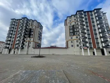 Türker Emlak'tan Sorgun Hastanesi Yolunda Satılık 3+1 Daire