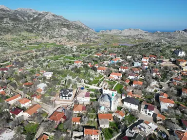 Joker: Marmaris Taşlıca Eski Köy Evi Ve Tarlası