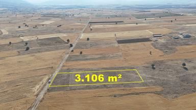 Konya / Akören / Tülce Mahallesinde 3.106 M² Müstakil Tapulu Tarla