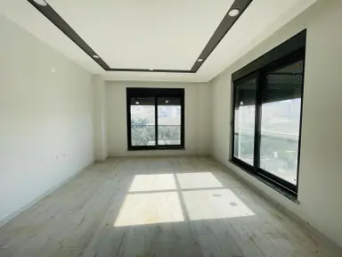 Göçerler Mahallesi’nde Havuzlu Sitede 4+1 Dubleks
