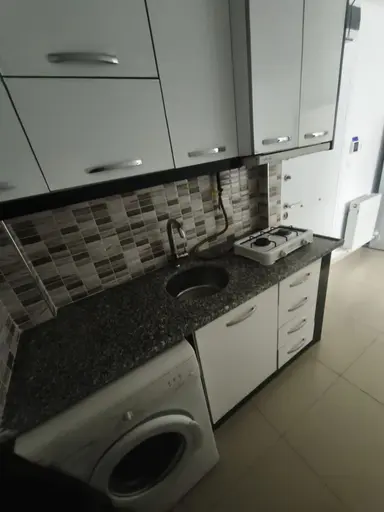 Isparta Merkez Çünür Mahallesinde Shell Benzinlik Karşısı Kiralık Apart