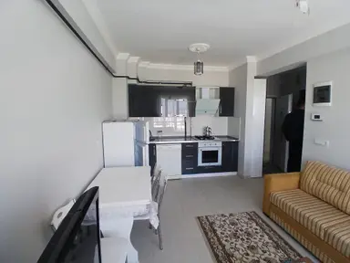 Akçay Emlak'tan Akşehir Çarşı Merkezde Eşyalı Kiralık Sıfır 1+1 Daire Akçay Emlak'tan Akşehir Çarşı Merkezde Eşyalı Kiralık Sıfır 1+1 Daire