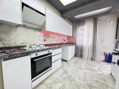 Menderes Mhde 2+1 Ara Katta Lokasyon Güzelliği İle Satılık Daire